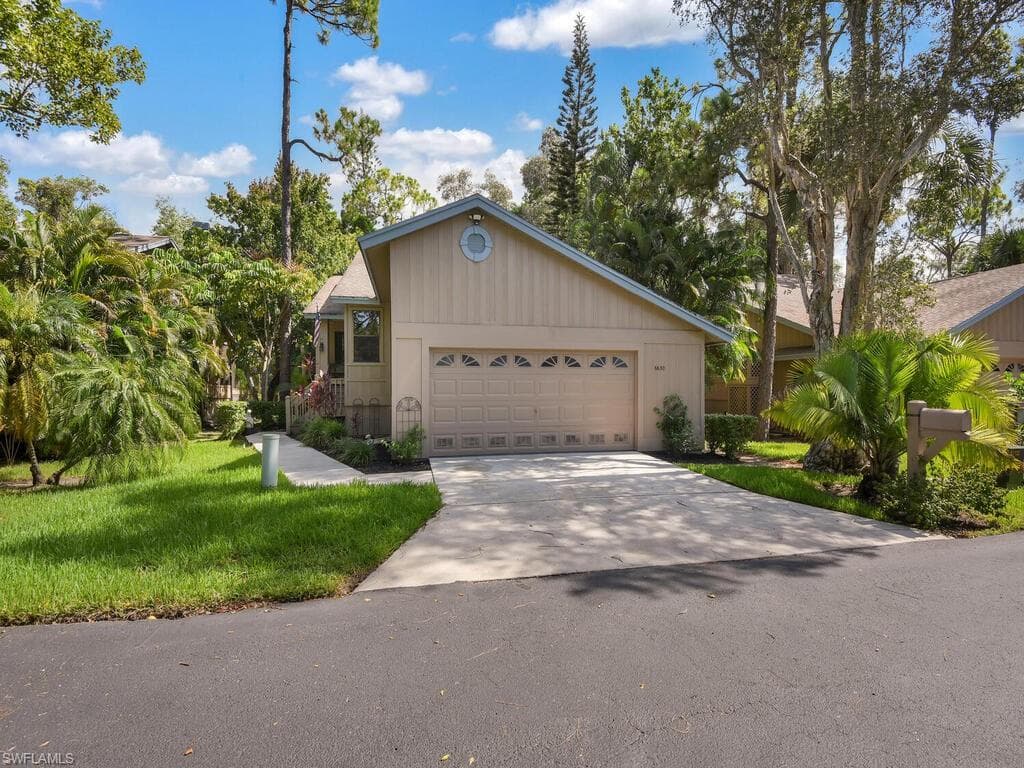 6630 Seawind DR FORT MYERS, FL 33908