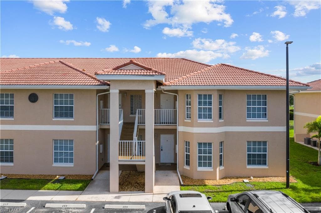 8513 Bernwood Cove LOOP 211 FORT MYERS, FL 33966