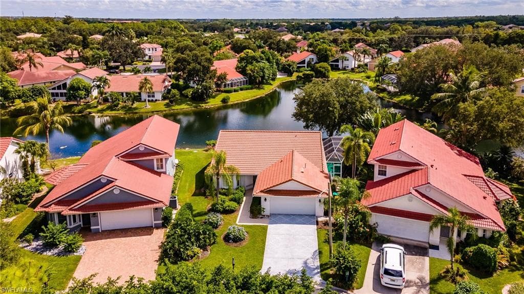 3532 CORINTHIAN WAY NAPLES, FL 34105