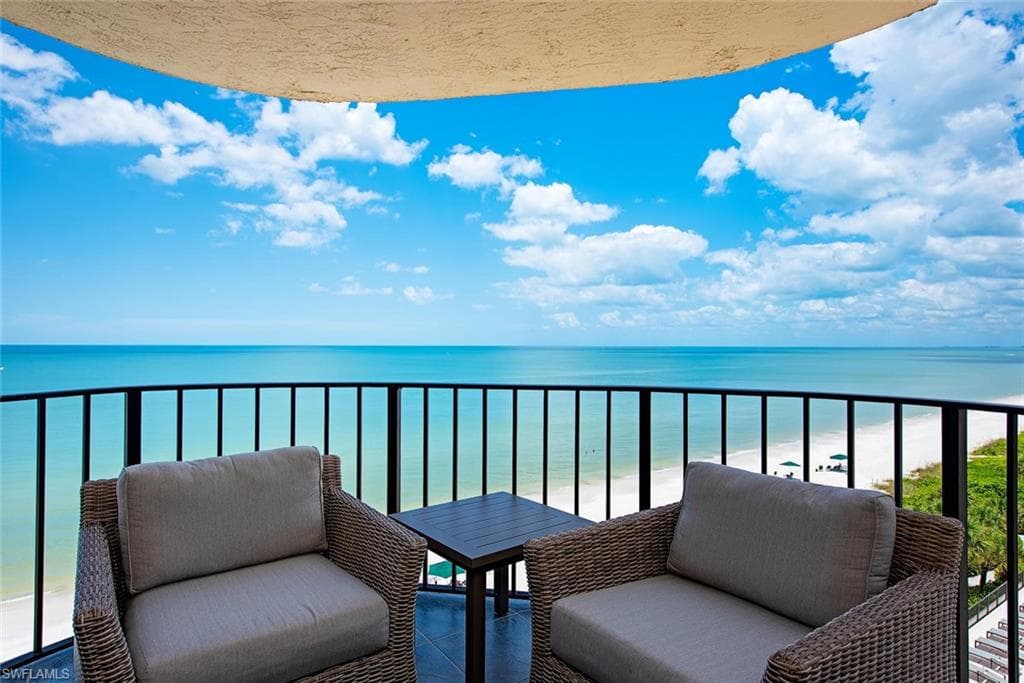 3115 Gulf Shore BLVD N 608S NAPLES, FL 34103