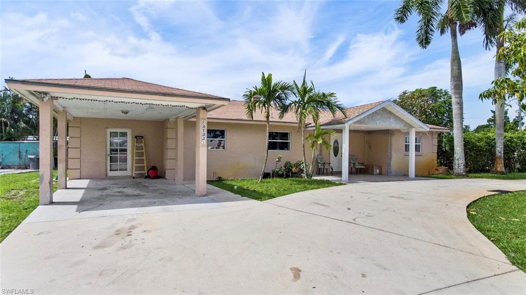 3132 Calusa AVE NAPLES, FL 34112
