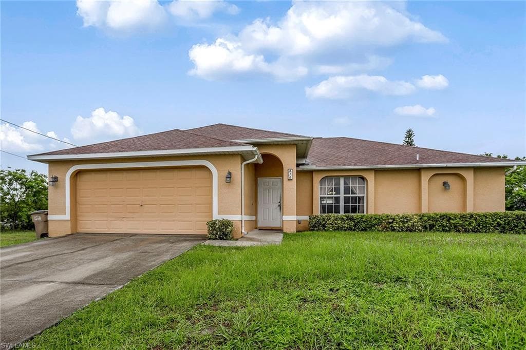 610 6th PL CAPE CORAL, FL 33993