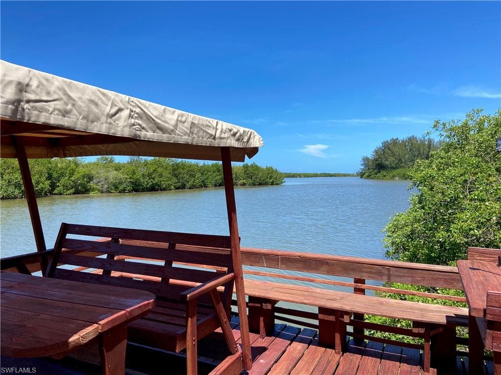 5817 Sanibel Captiva RD SANIBEL, FL 33957