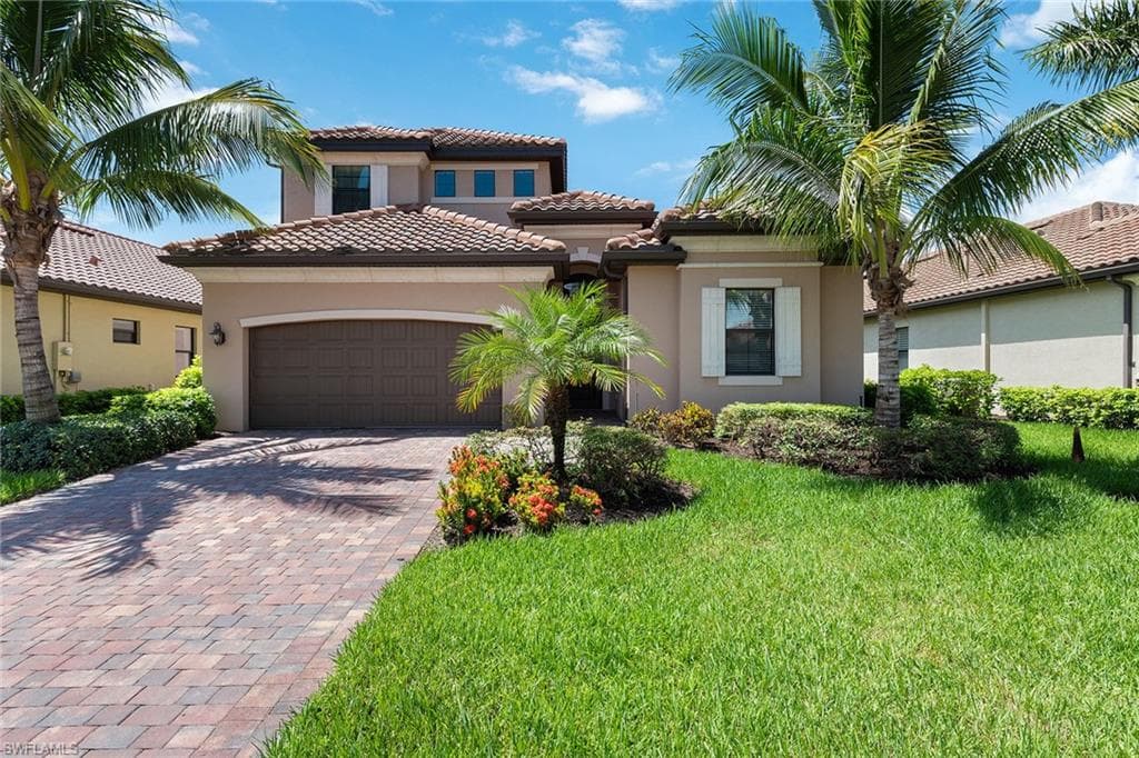 3009 Aviamar CIR NAPLES, FL 34114