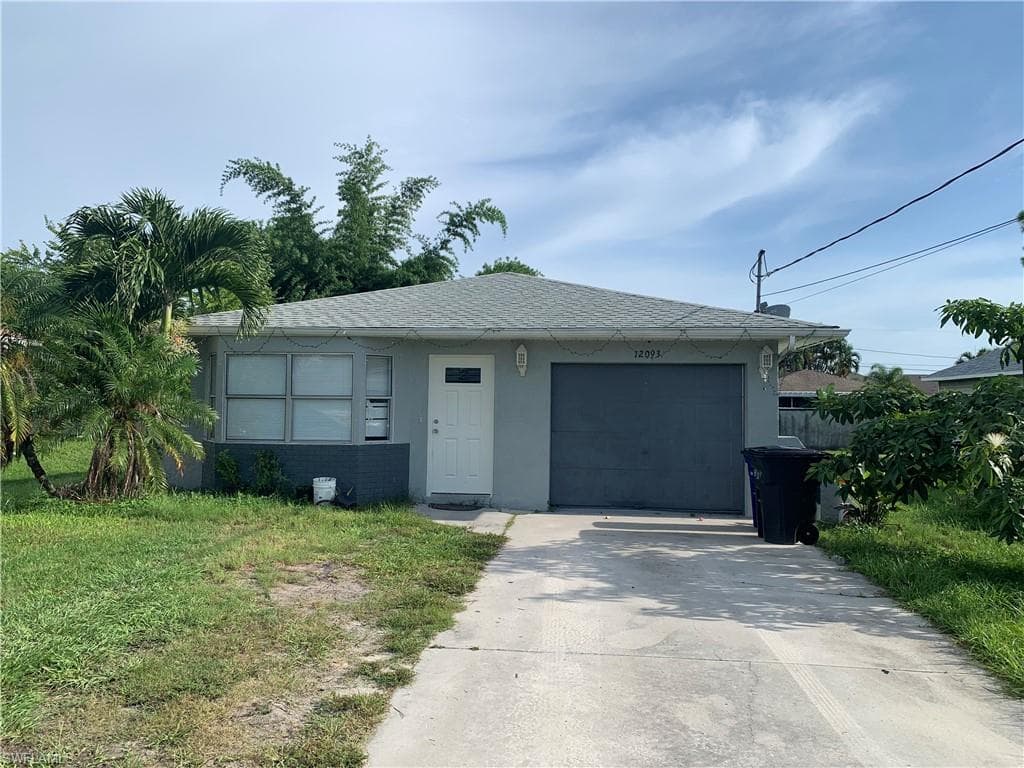 12093 Maiden LN BONITA SPRINGS, FL 34135