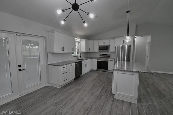 819 SW 31st TER CAPE CORAL, FL 33914