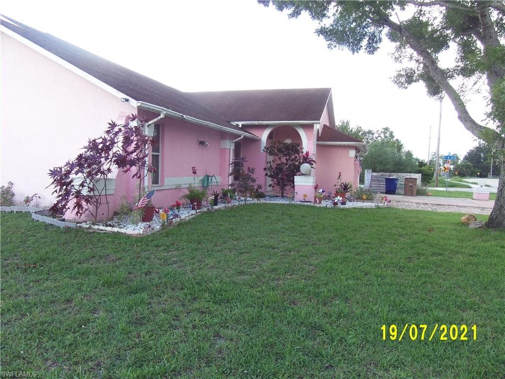 400 Joel BLVD LEHIGH ACRES, FL 33936