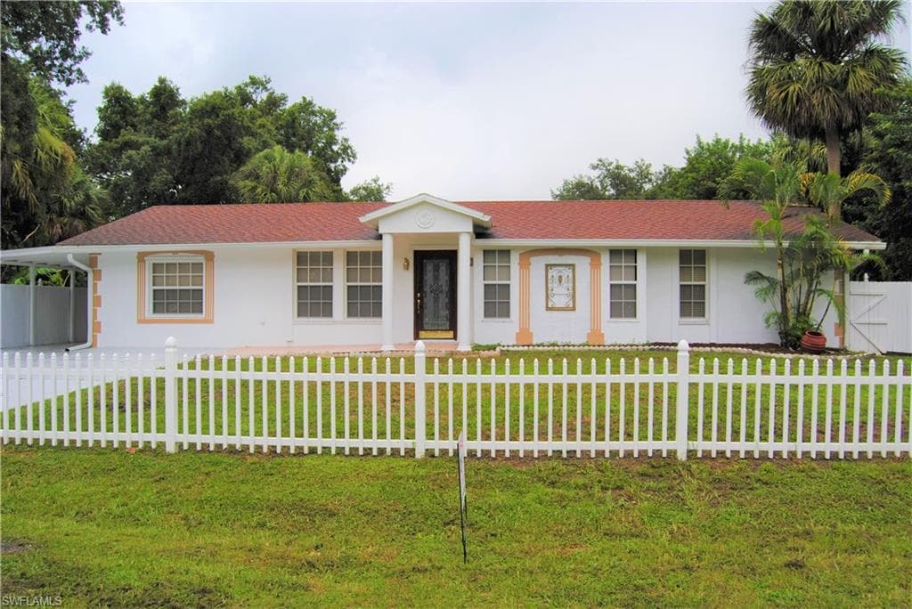 21032 Evanston AVE PORT CHARLOTTE, FL 33952