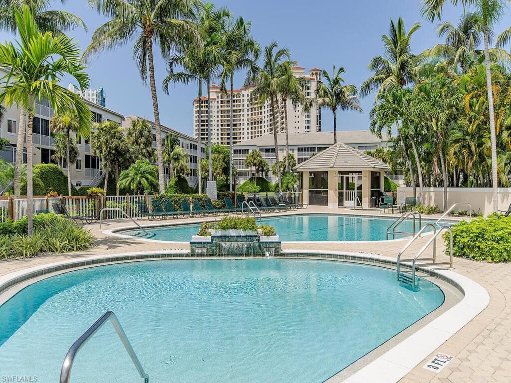 7709 Pebble Creek CIR 6-101 NAPLES, FL 34108