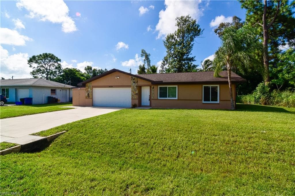 9084 Pomelo RD W FORT MYERS, FL 33967