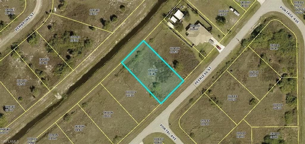 337 Peerless ST LEHIGH ACRES, FL 33974