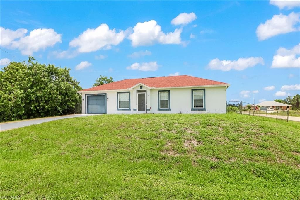 3521 17th ST SW LEHIGH ACRES, FL 33976