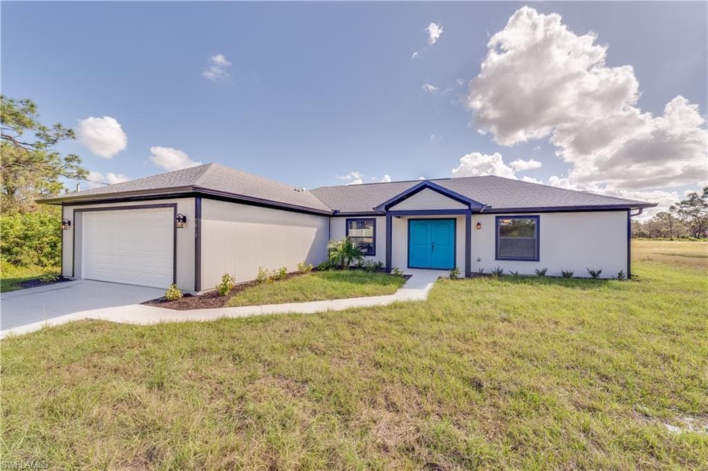 5013 Dania CIR LABELLE, FL 33935