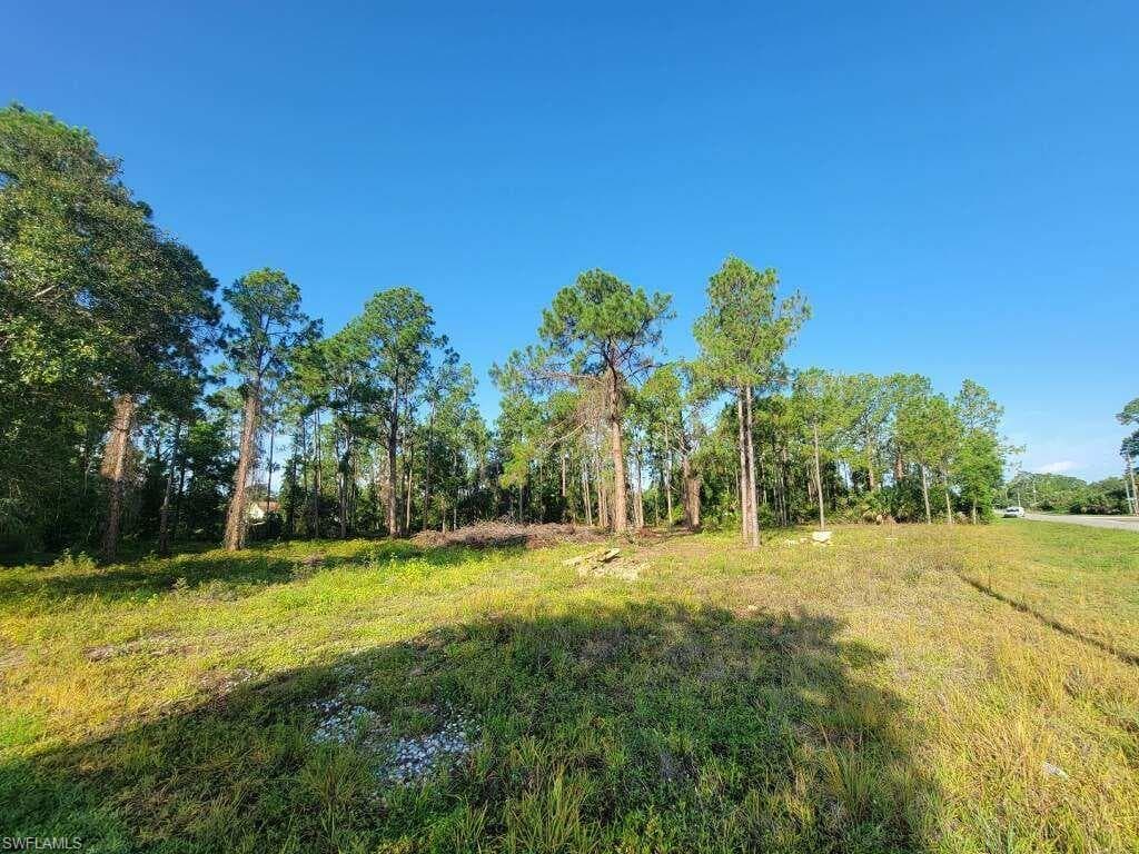 3719 Sunset RD LEHIGH ACRES, FL 33971