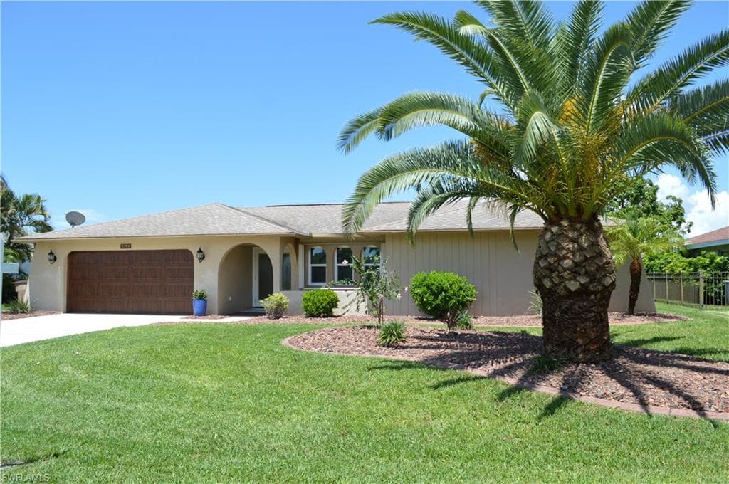 3724 SE 17th AVE CAPE CORAL, FL 33904
