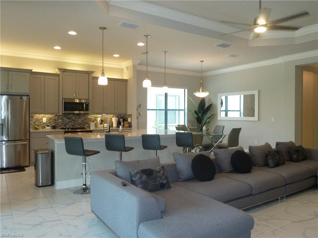10106 Chesapeake Bay DR FORT MYERS, FL 33913