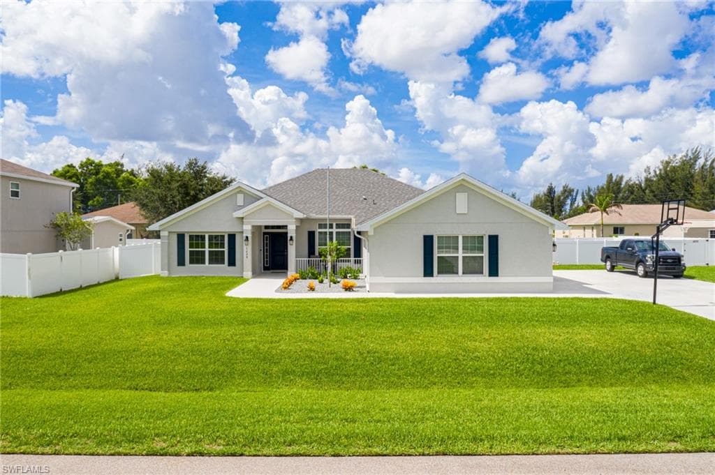 1628 SW 22nd LN CAPE CORAL, FL 33991