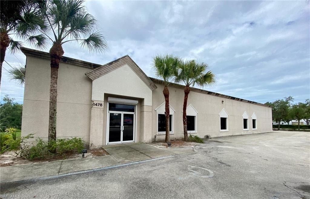 1478 Rail Head BLVD NAPLES, FL 34110
