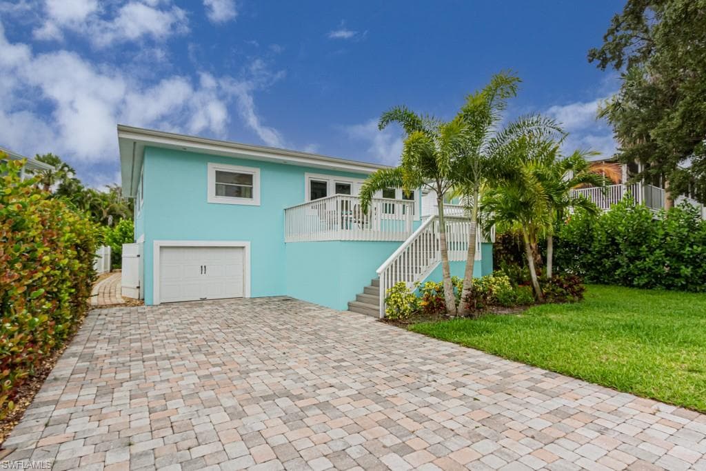 862 San Carlos DR FORT MYERS BEACH, FL 33931