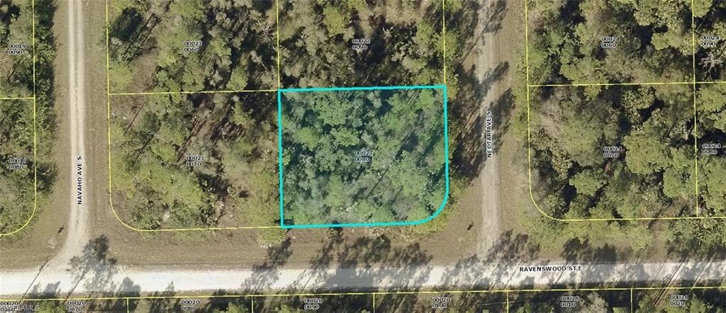 136 Nectar AVE S LEHIGH ACRES, FL 33974