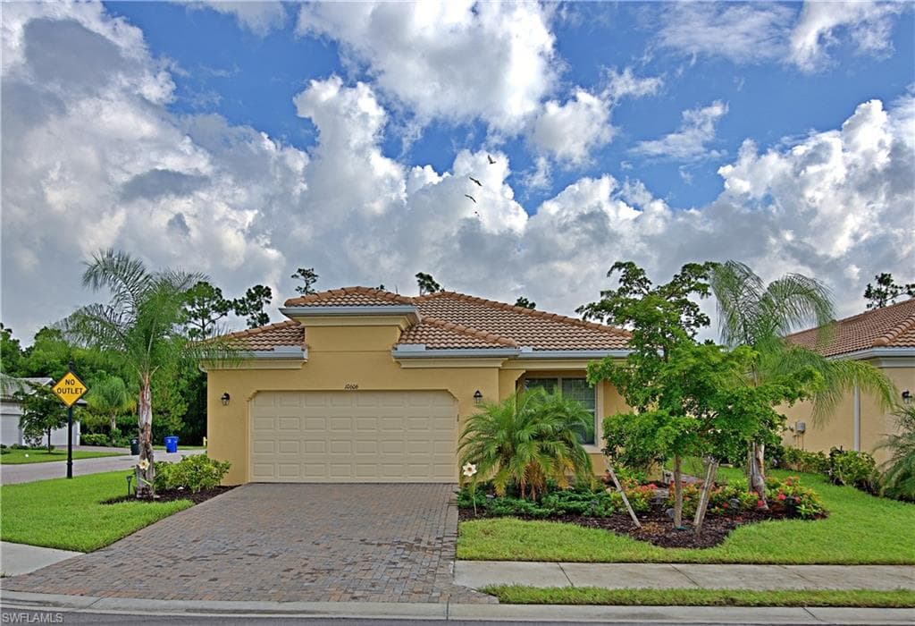 10606 Prato DR FORT MYERS, FL 33913