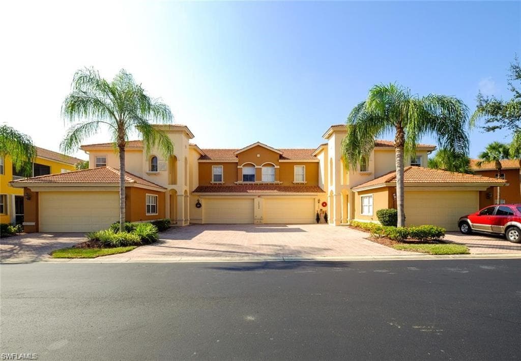 12090 Lucca ST 201 FORT MYERS, FL 33966