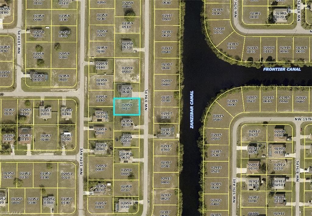 1912 NW 9th PL CAPE CORAL, FL 33993