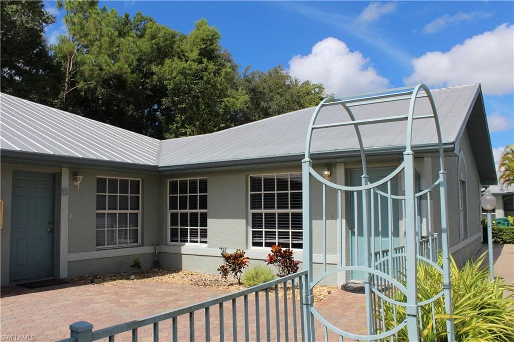 6285 Parkers Hammock RD A NAPLES, FL 34112