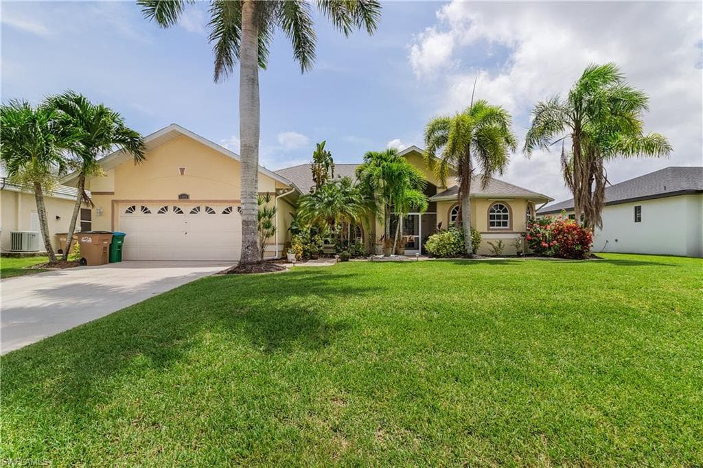 4005 SW 17th PL CAPE CORAL, FL 33914