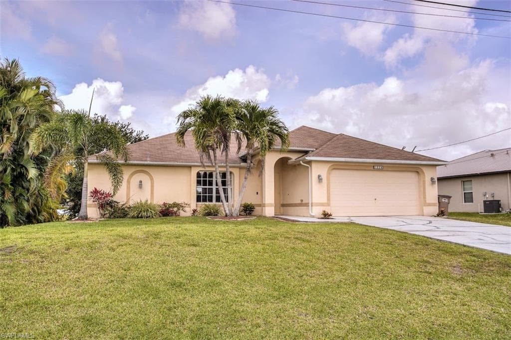 1006 SW 11th PL CAPE CORAL, FL 33991