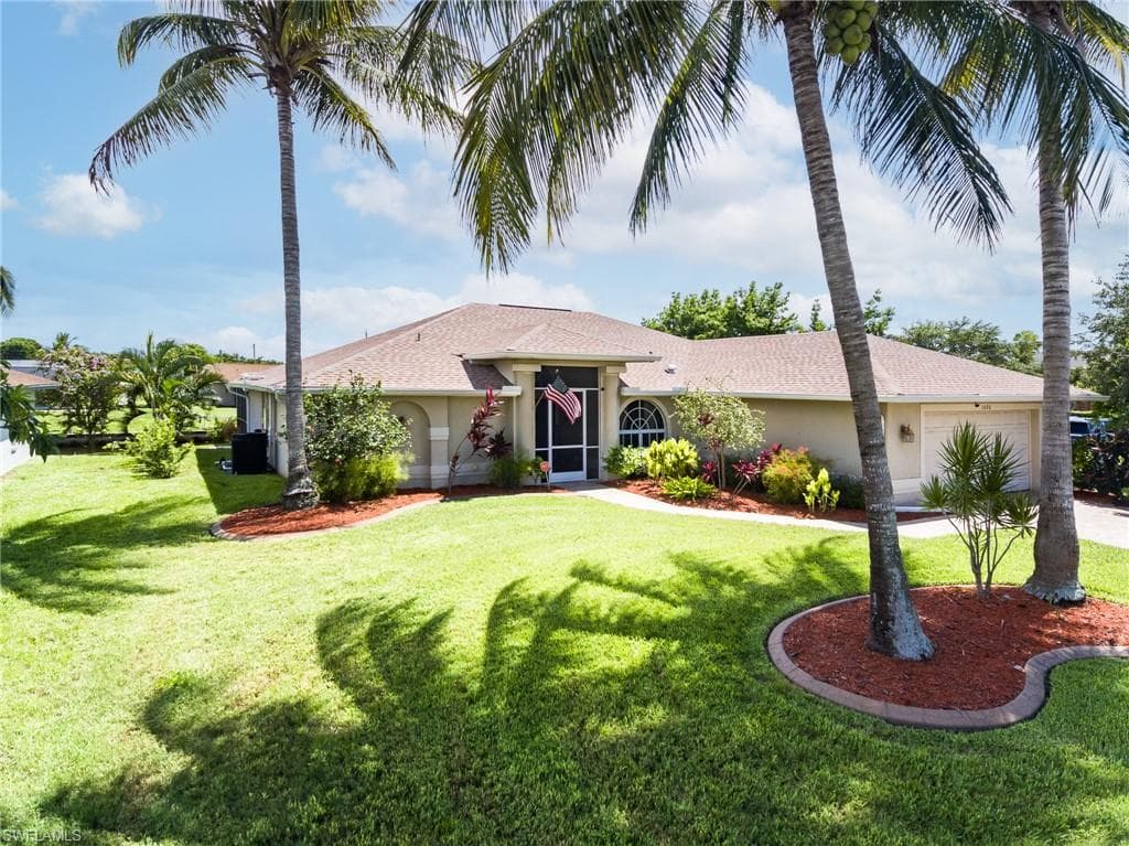 1620 SE 15th TER CAPE CORAL, FL 33990