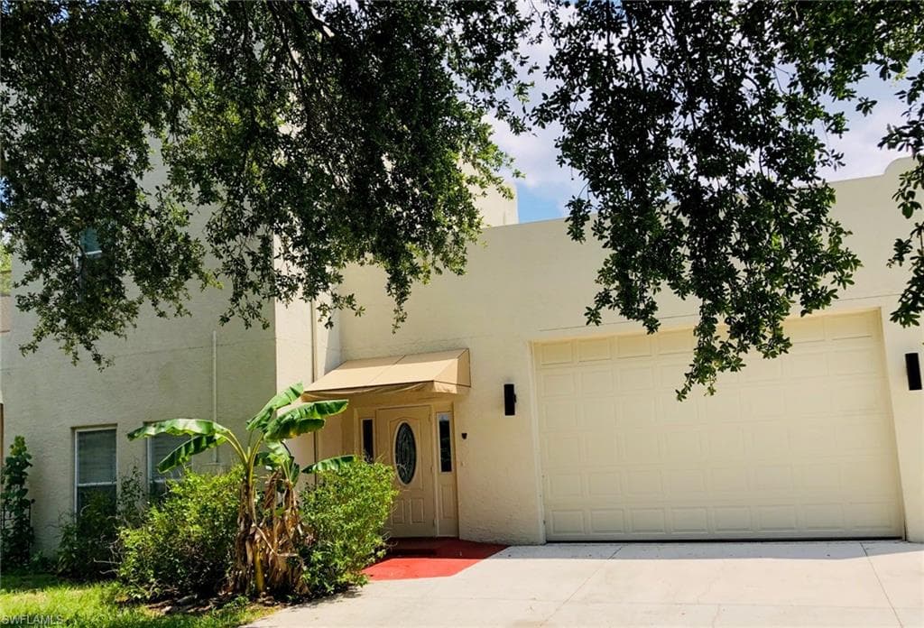 4223 Mcgregor BLVD FORT MYERS, FL 33901