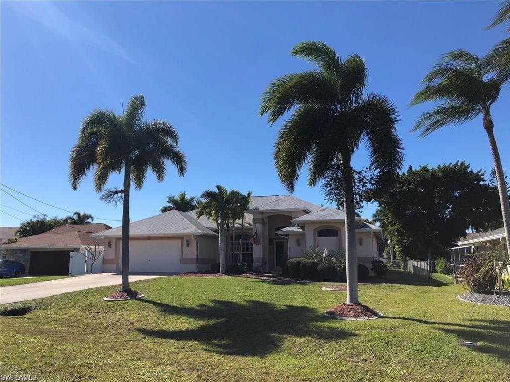 3616 SE 21st PL CAPE CORAL, FL 33904