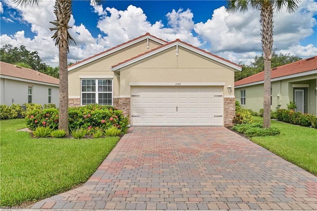 2149 Summersweet DR ALVA, FL 33920