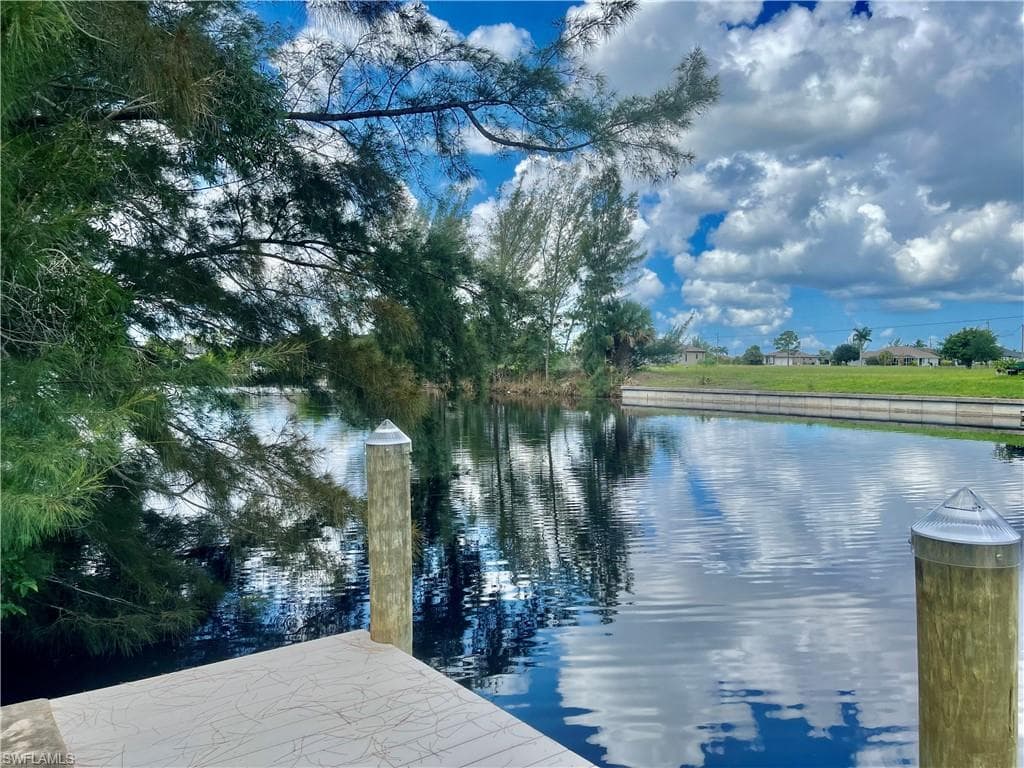 2336 36th AVE CAPE CORAL, FL 33993