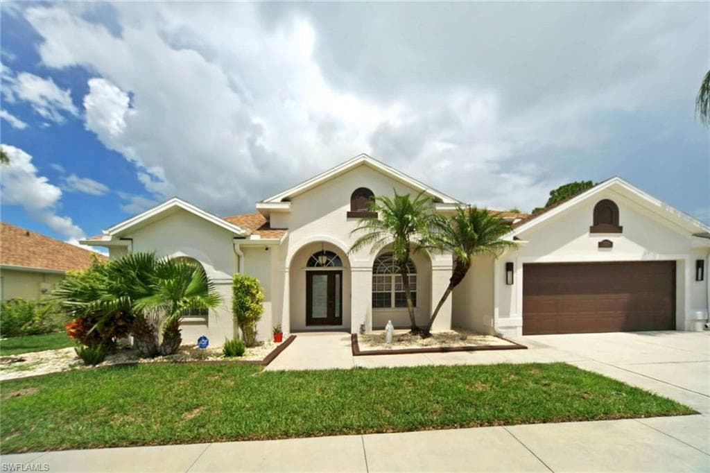 1524 Education CT LEHIGH ACRES, FL 33971