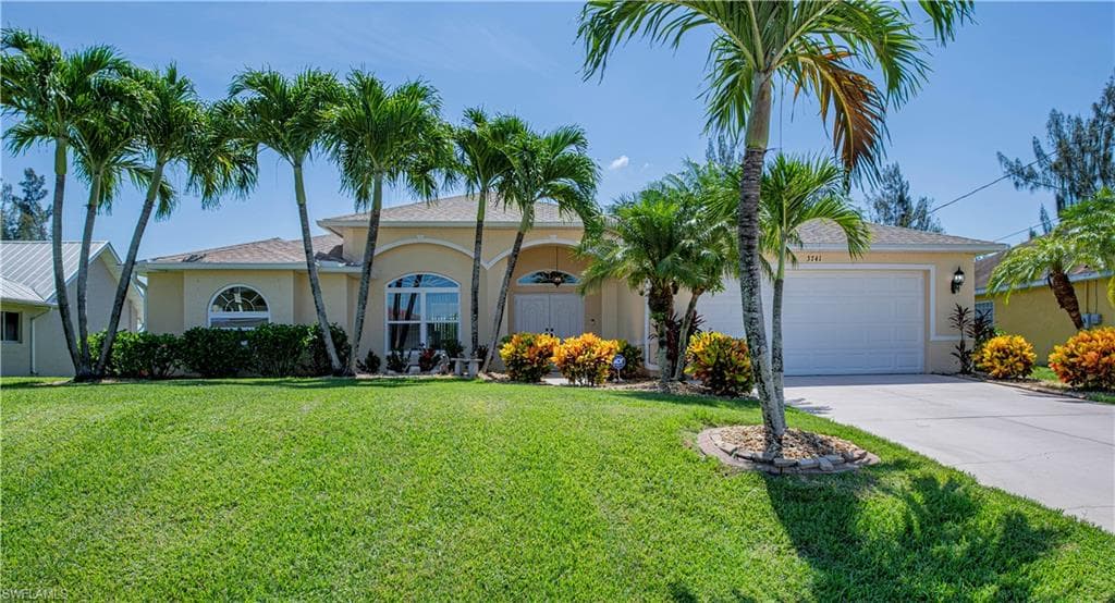 3741 SW 11th CT CAPE CORAL, FL 33914