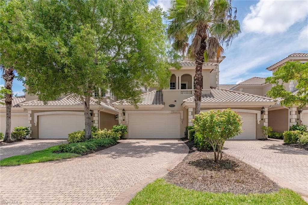 9223 Corfu CT 202 NAPLES, FL 34114