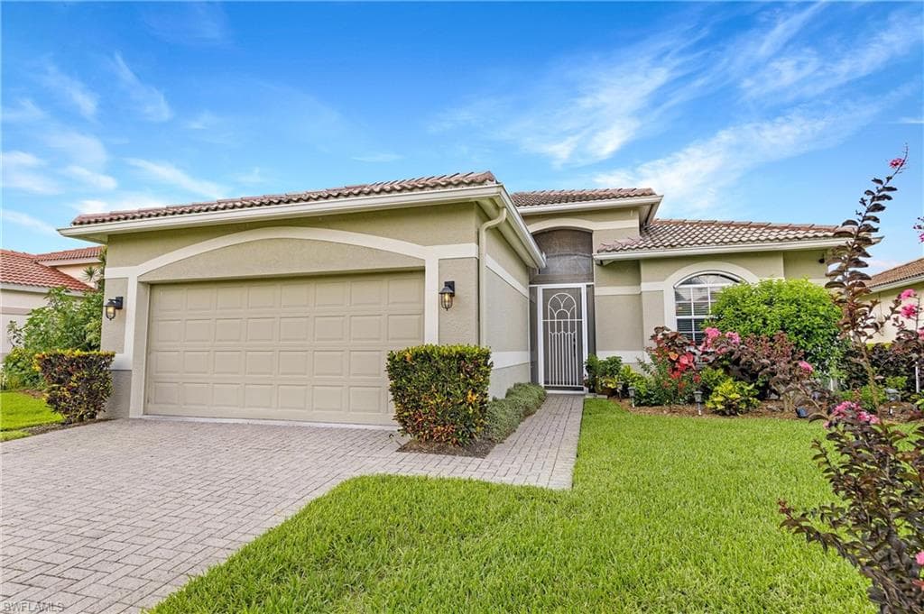 13041 Lake Meadow DR FORT MYERS, FL 33913