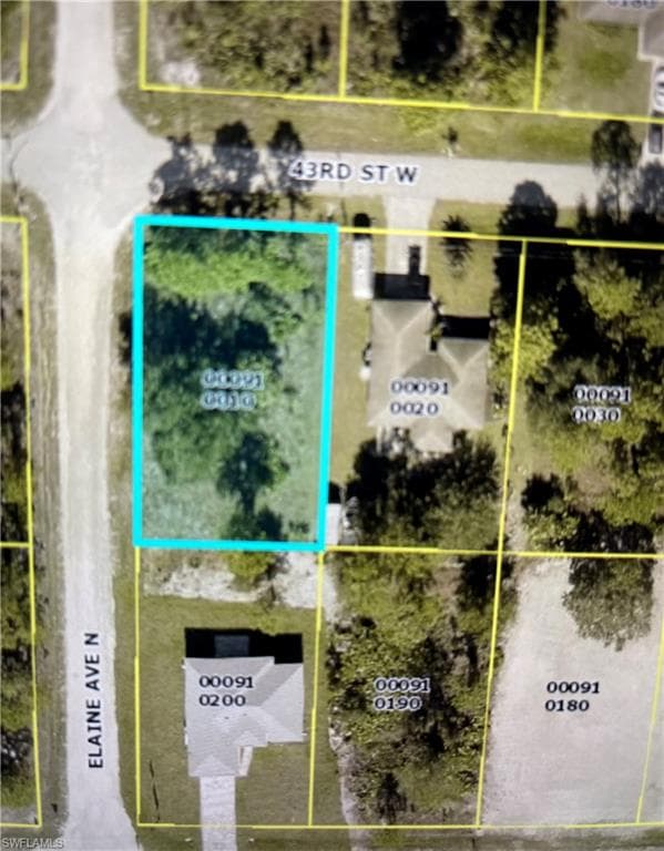 2619 43rd ST W LEHIGH ACRES, FL 33971