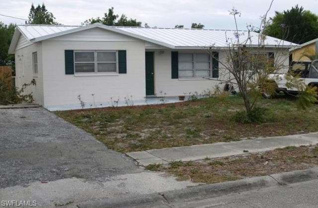 917 Narcissus ST NORTH FORT MYERS, FL 33903