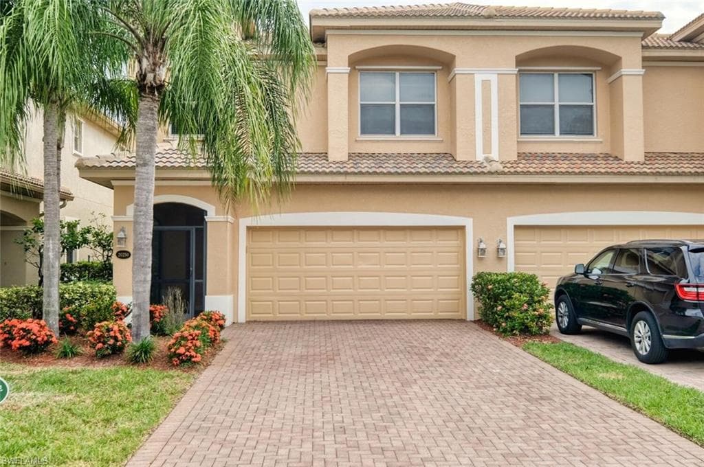 20250 Larino LOOP ESTERO, FL 33928