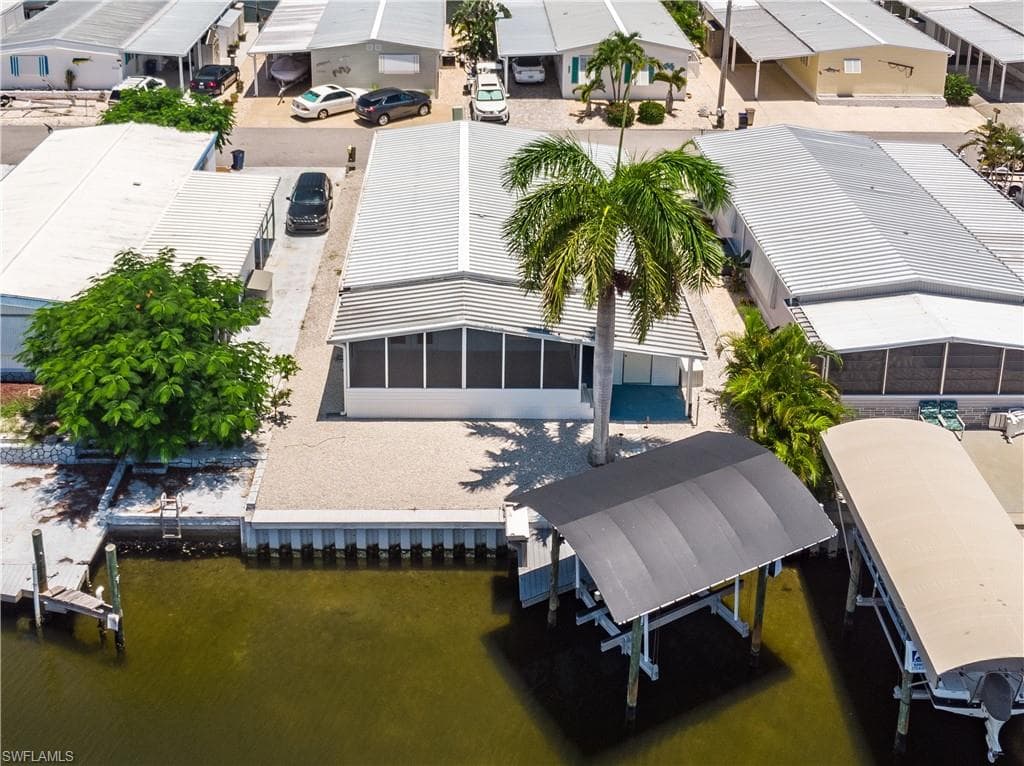 2981 Binnacle LN ST. JAMES CITY, FL 33956