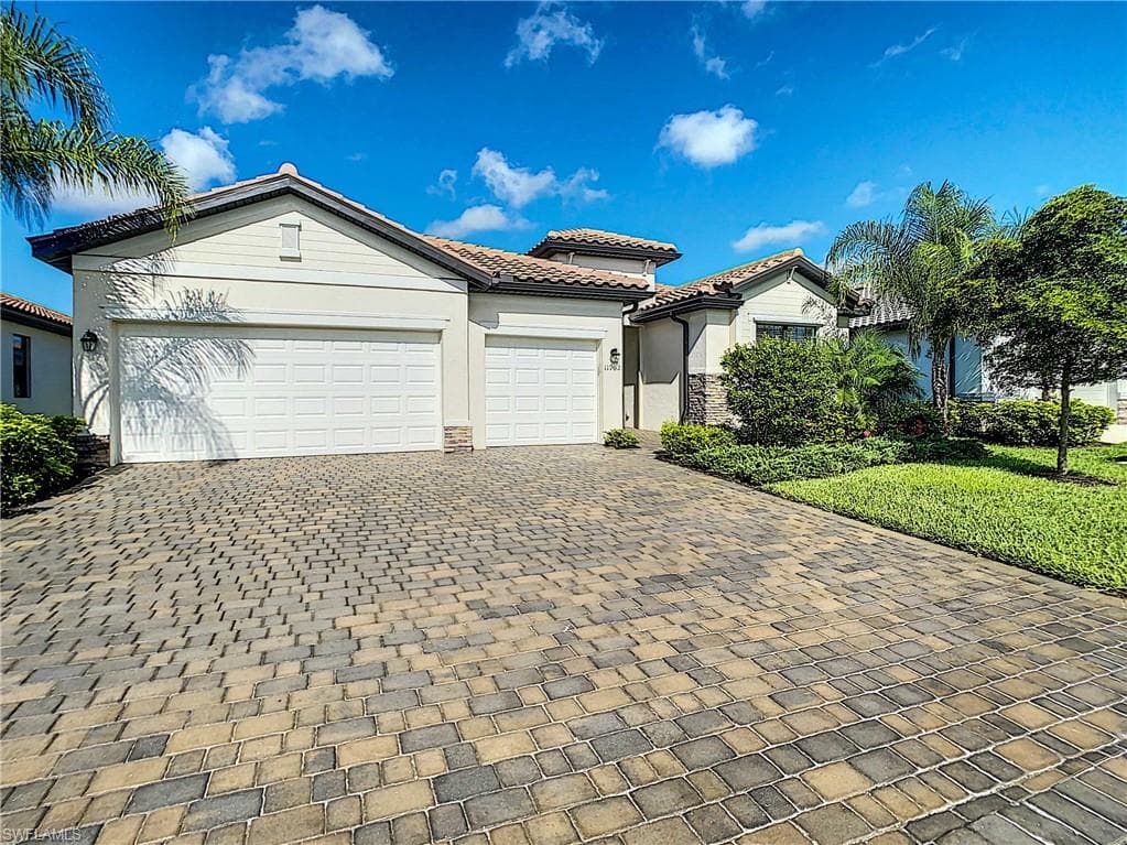 11962 Bay Oak DR FORT MYERS, FL 33913