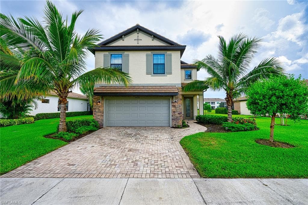 9430 Greenleigh CT NAPLES, FL 34120