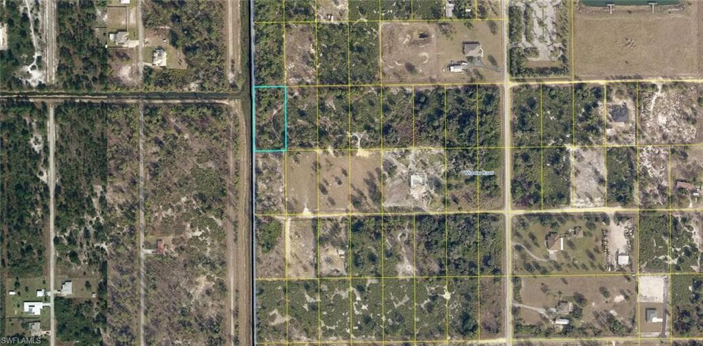 7969 4th PL LABELLE, FL 33935