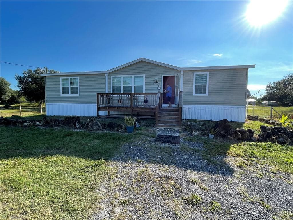 825 N Brida ST CLEWISTON, FL 33440