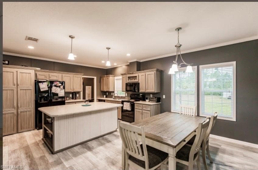7897 4th TER LABELLE, FL 33935