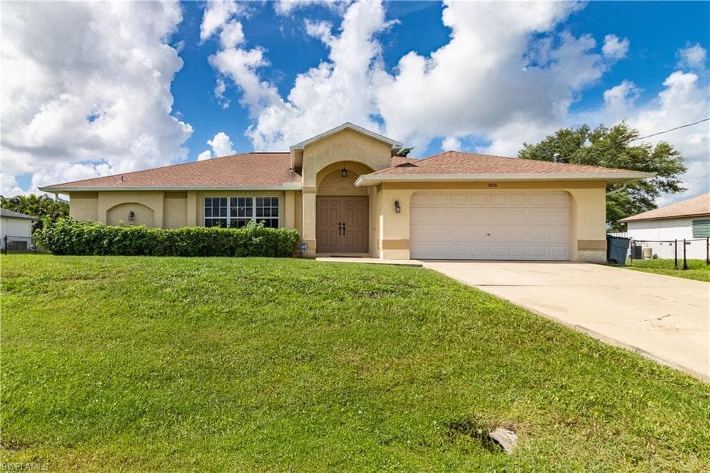 2806 NW 7th TER CAPE CORAL, FL 33993