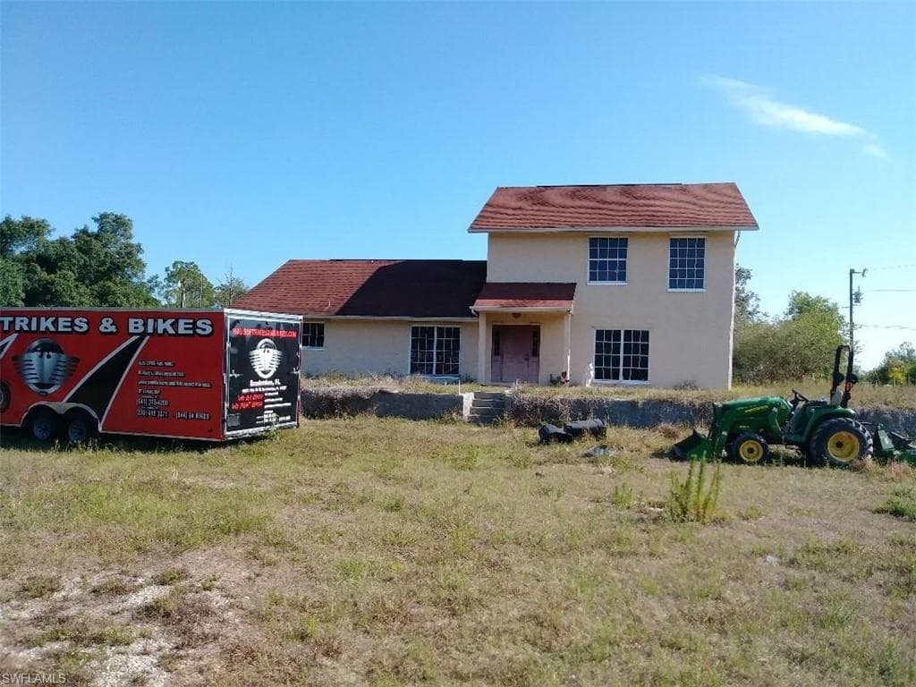 22735 Tinas LN FORT MYERS, FL 33913